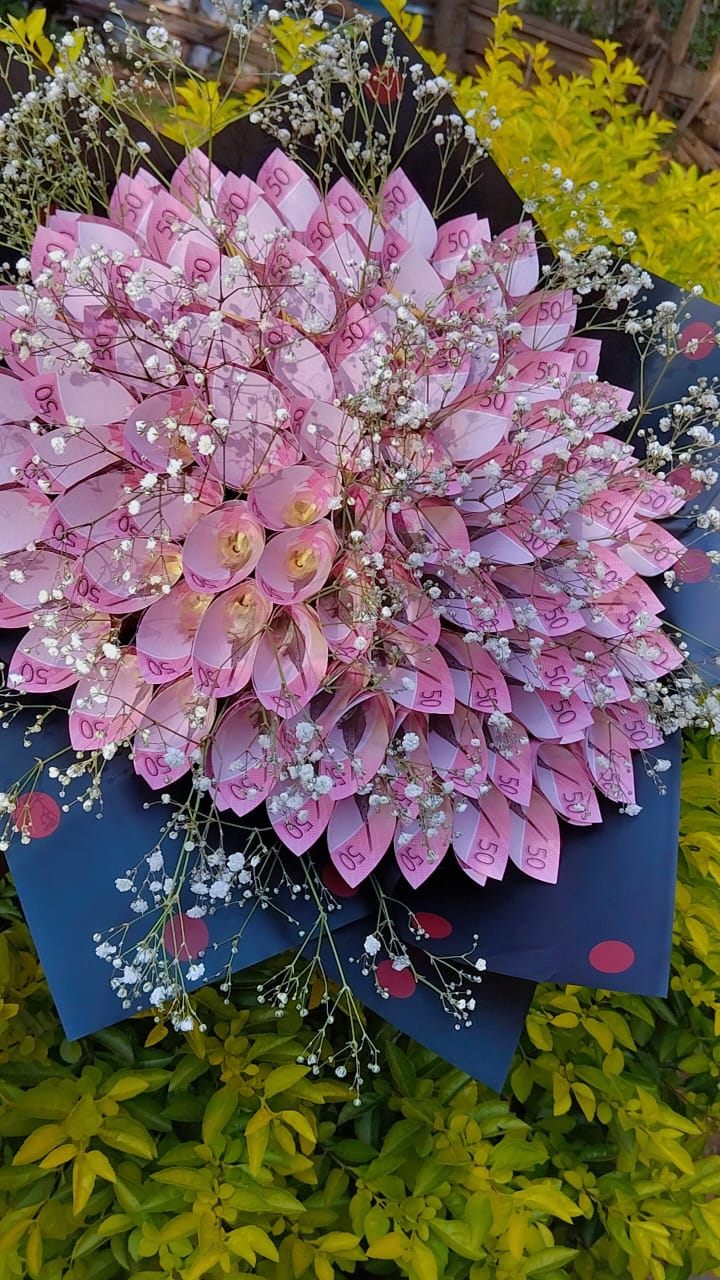 Classic Money Bouquet