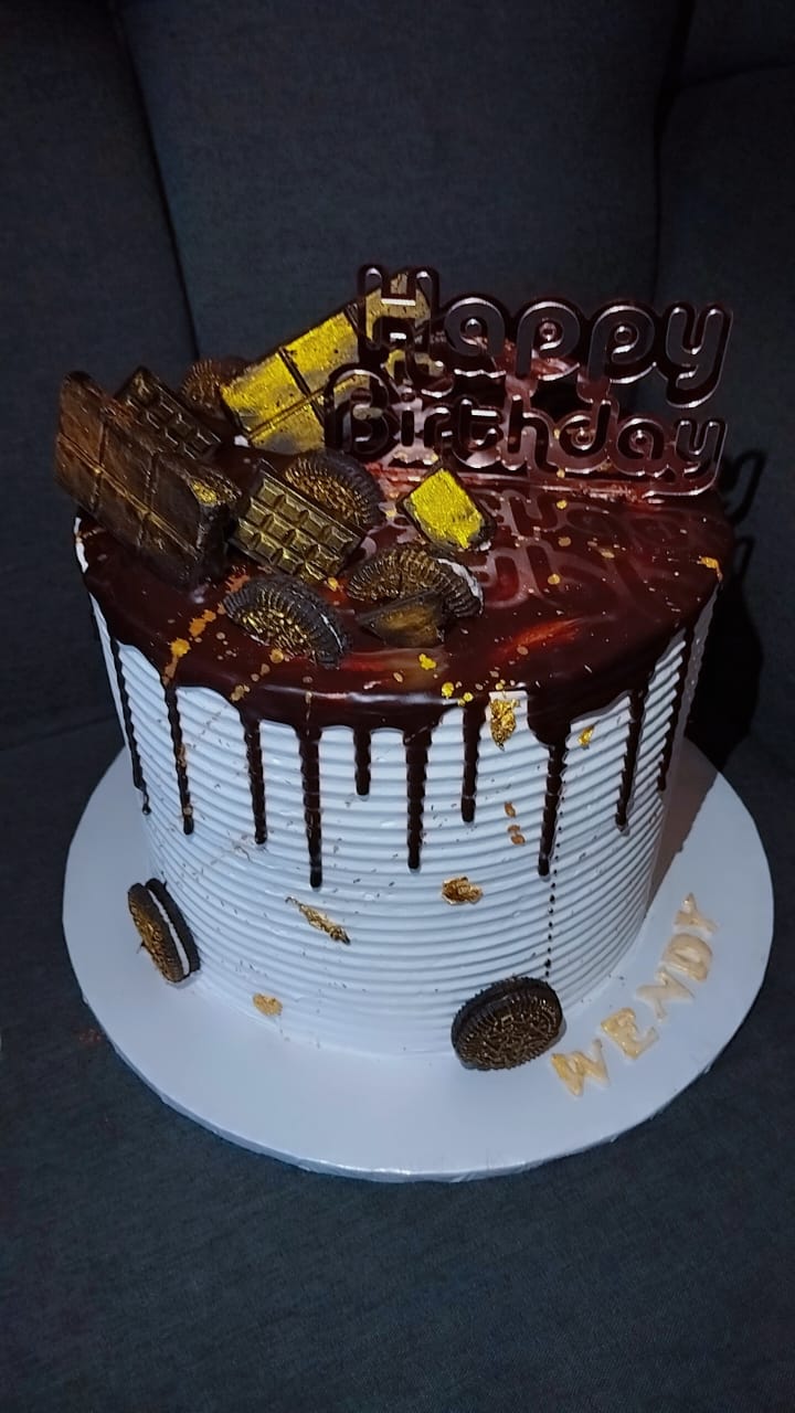 Chocolate Drip Cake