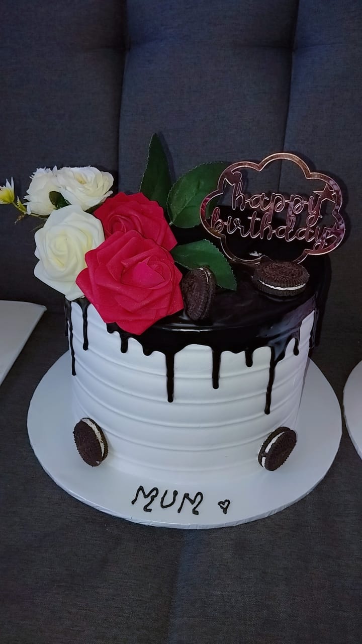 Chocolate Strawberry Cake
