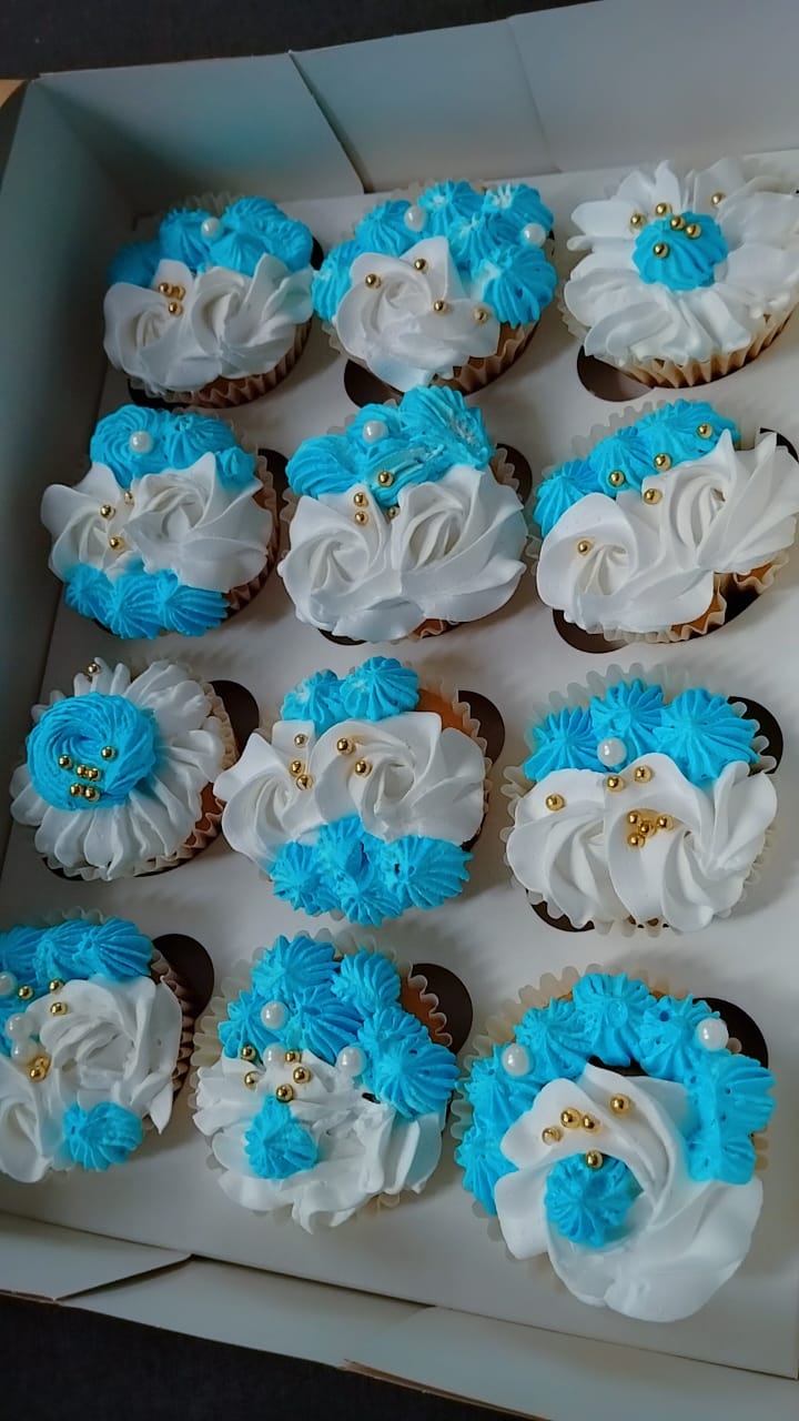 Dozen Cupcakes