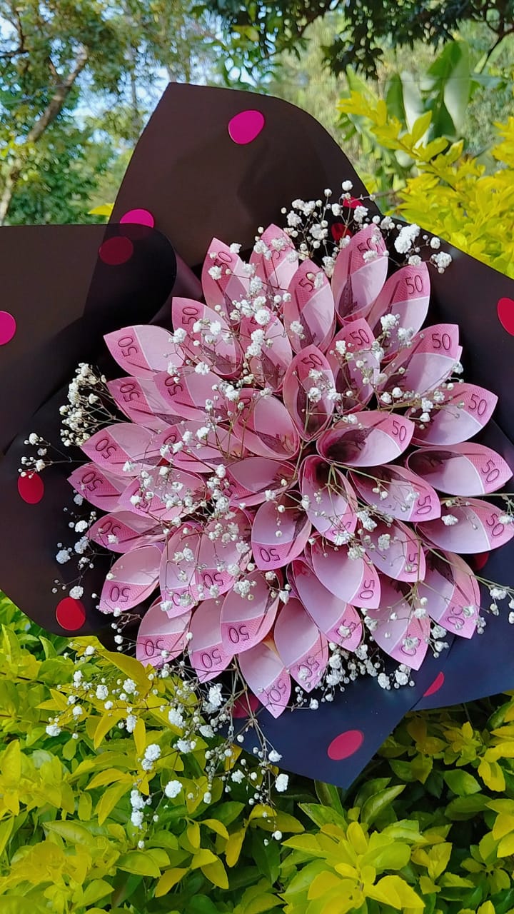 Deluxe Money Bouquet